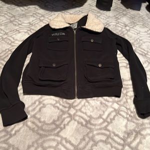 Volcom zip up sweater/jacket size S
